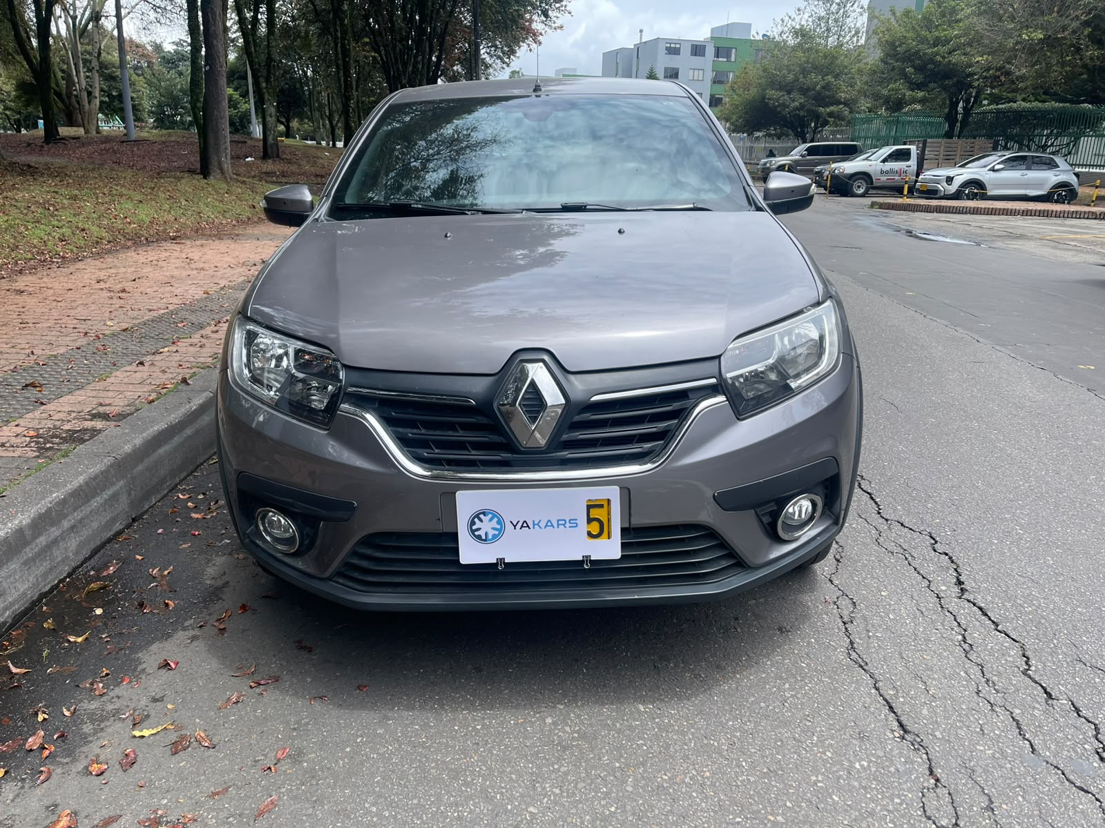 RENAULT LOGAN INTENS 1.6 AT 2020