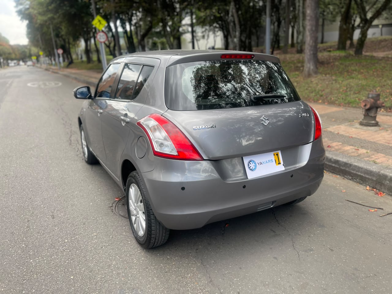 SUZUKI SWIFT GL 1.4L MT 2016