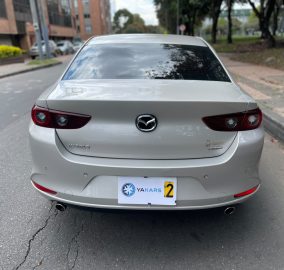 MAZDA 3 TOURING HÍBRIDO 2.0L AT 2025